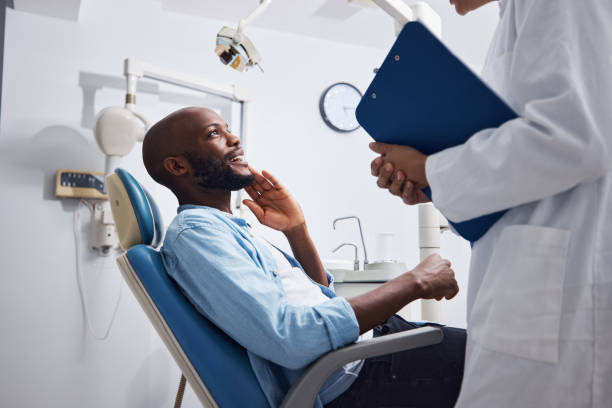 Best Emergency Tooth Extraction in Mounds, OK